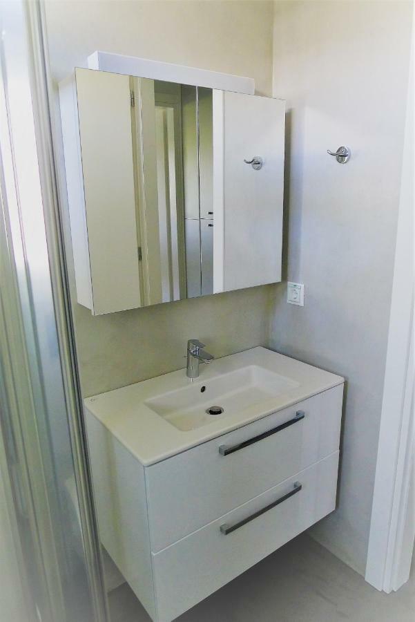 Deluxe Apartment In Vouliagmeni Athen Eksteriør billede